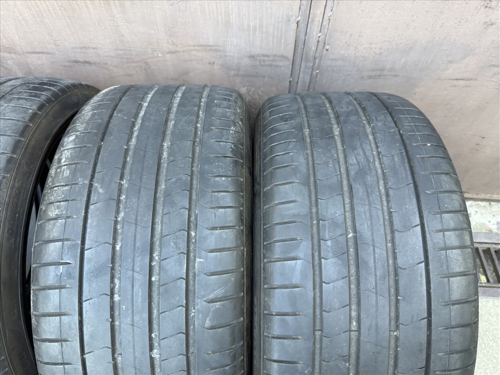 Tesla Model Y Performance nyári gumi garnitúra Pirelli Pzero PZ4 255/35 R21 + Pirelli PZ4 275/35 R21 11. kép