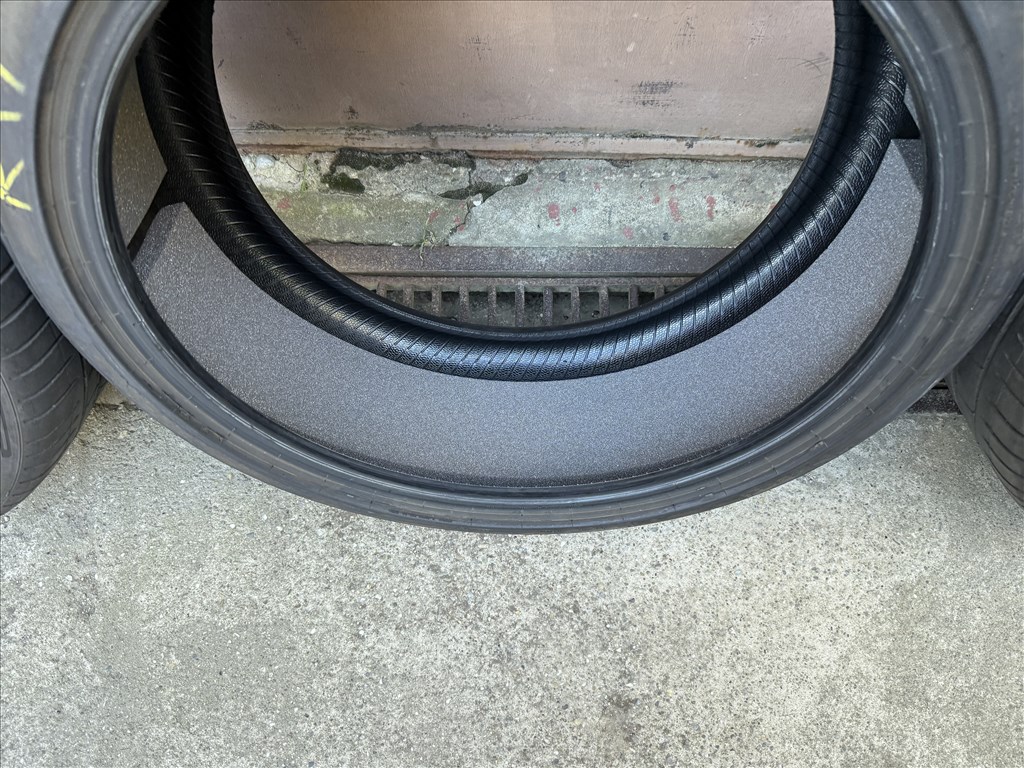 Tesla Model Y Performance nyári gumi garnitúra Pirelli Pzero PZ4 255/35 R21 + Pirelli PZ4 275/35 R21 16. kép