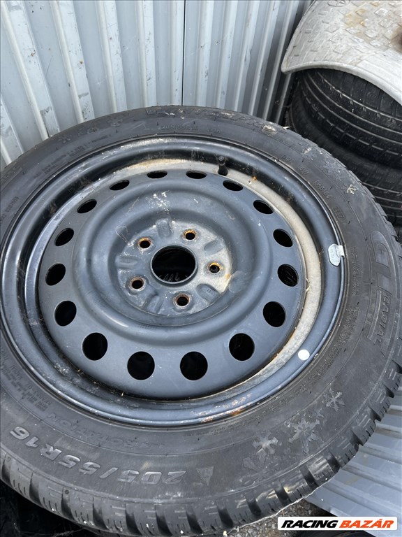  Toyota 5x114.3 lyukosztású 16" használt lemezfelni téli gumival 2. kép