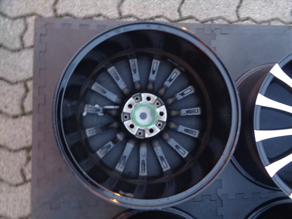 Platin Germany alufelni 17-es,  5×108-as osztóval, eladó. 6. kép