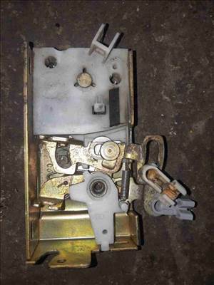 Ford Fiesta Courier Jobb Első Ajtó Zárszerkezet 96FG-A219A64-AE