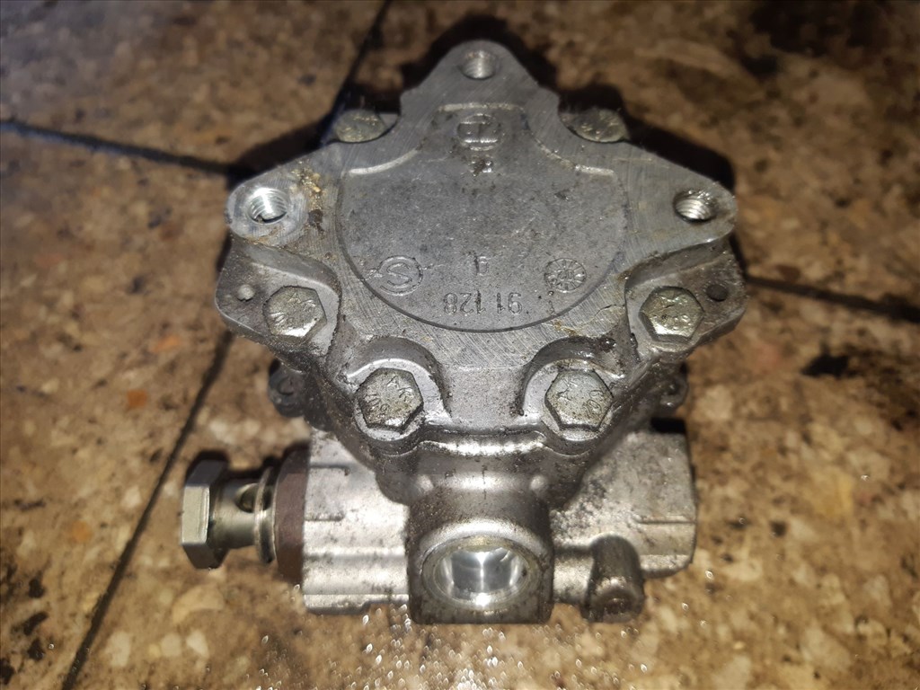Audi A4 B6 Kormányszervó Szivattyú 8D0 145 156 T 3. kép