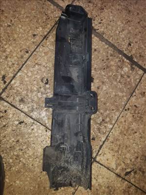 BMW E90 Vízhűtő Tartó