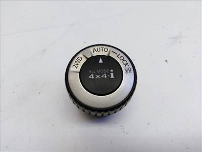 Nissan X-trail (T31) összkerékhajtás kapcsoló