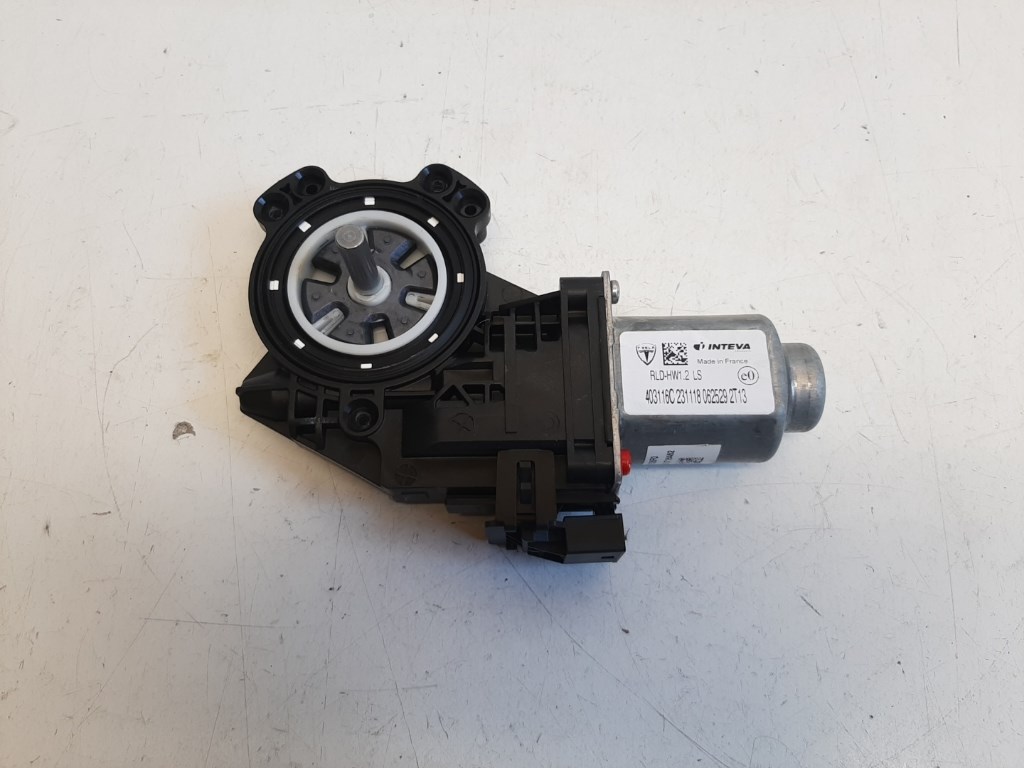 Tesla Model 3 bal hátsó ablakemelõ motor 403116C 1. kép