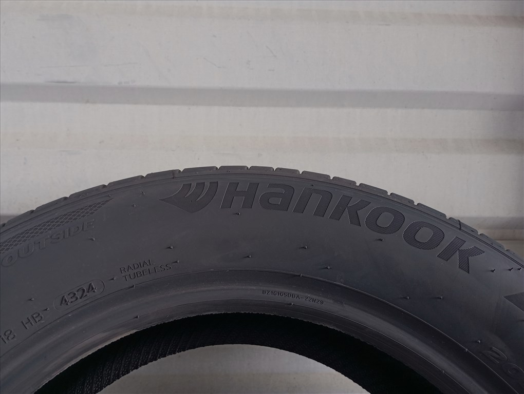  4 db új Hankook Ventus Prime4 K135 205/60 R16 96W XL nyárigumi 3. kép