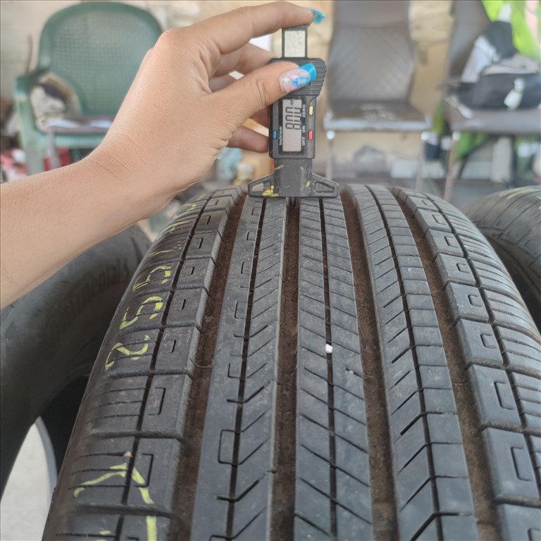 255/70 R16 Continental nyári gumi 85000ft a 4db/231/ 2. kép