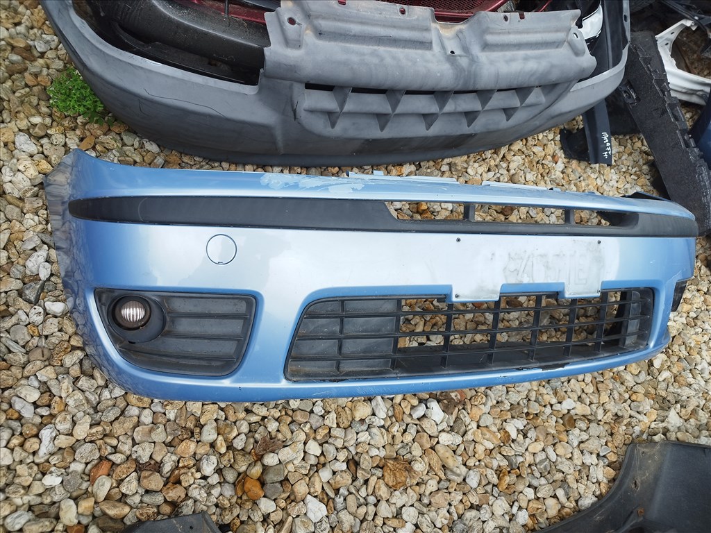 Fiat Punto II első lökhárító  1. kép