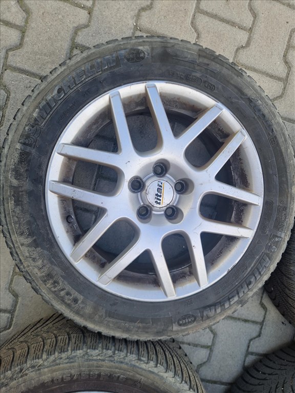  5x100 16" Montreal II gyári alufelni szett, Golf 4, Bora (29980) 3. kép