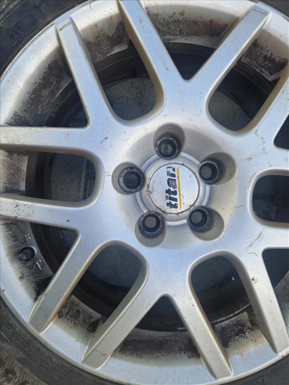  5x100 16" Montreal II gyári alufelni szett, Golf 4, Bora (29980) 10. kép