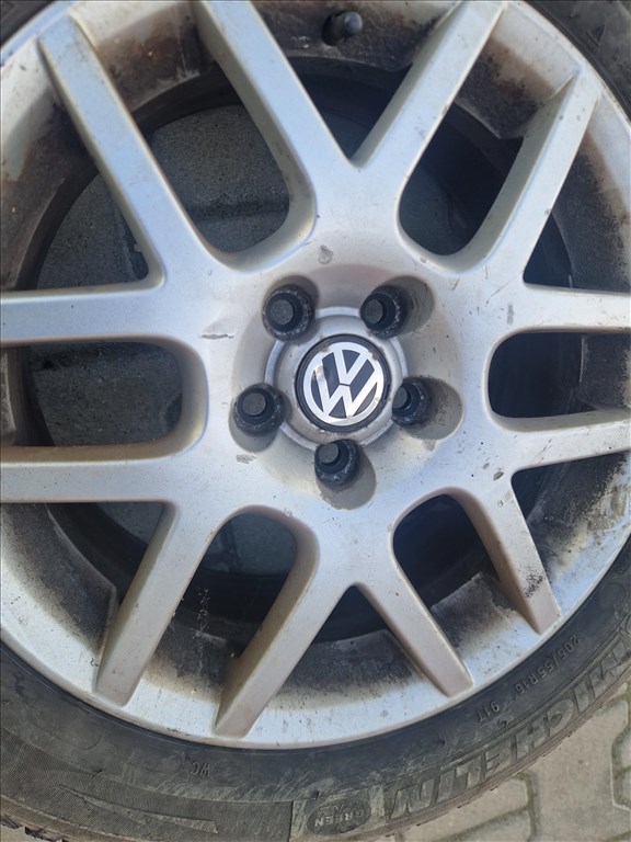  5x100 16" Montreal II gyári alufelni szett, Golf 4, Bora (29980) 13. kép
