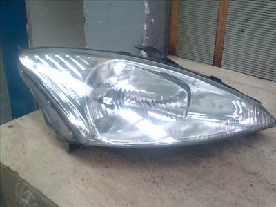 FORD FOCUS 98-04 Jobb első fényszóró
