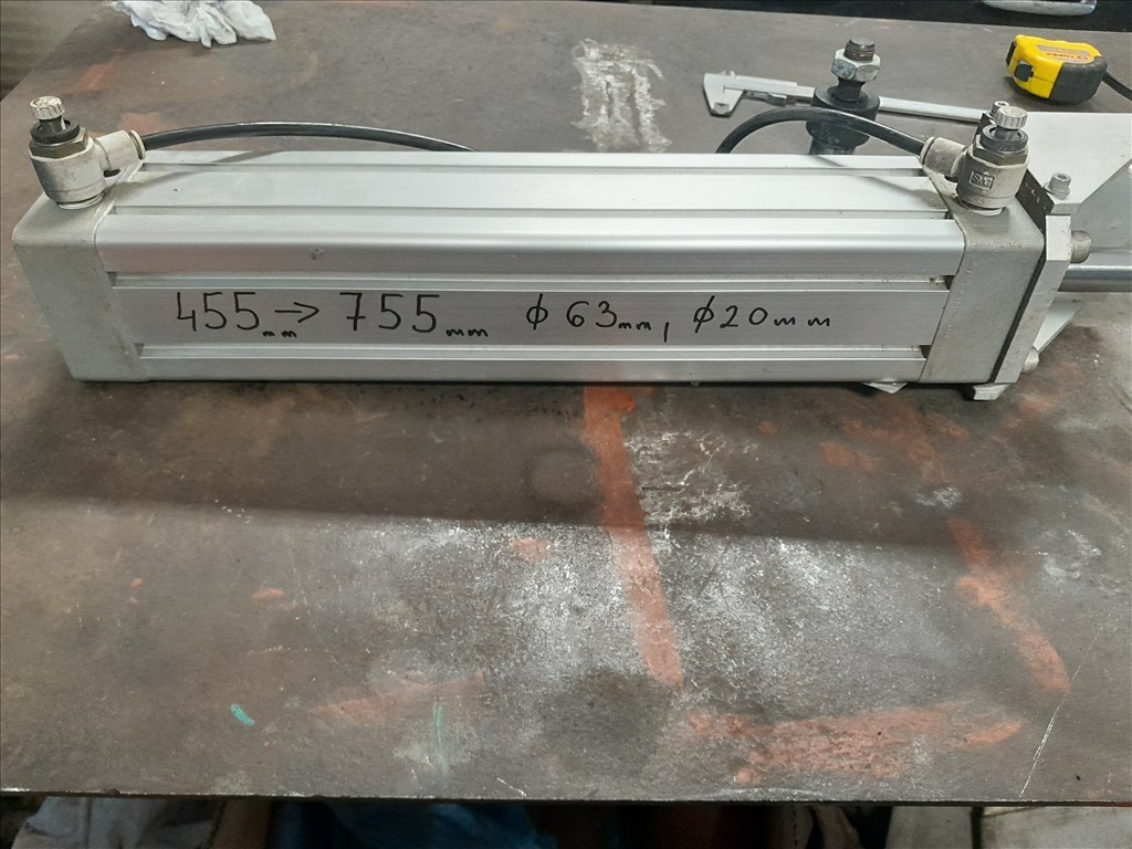 Levegő munkahenger 3db különböző méretűek eladók.  5. kép