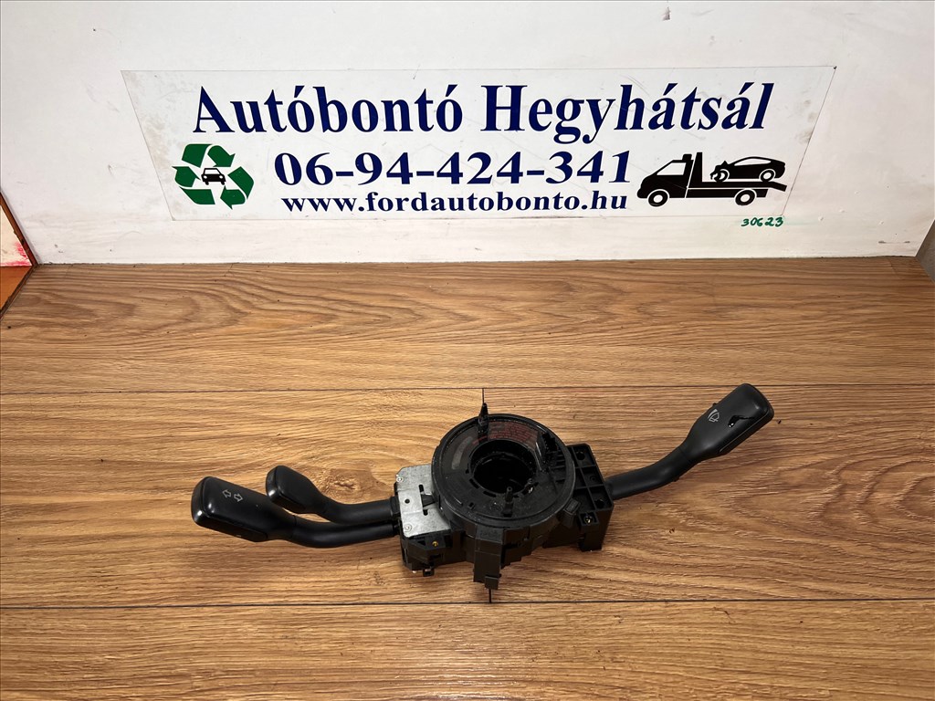 Audi A4 1.8T Avant kormánykapcsoló 4d0953513d 1. kép