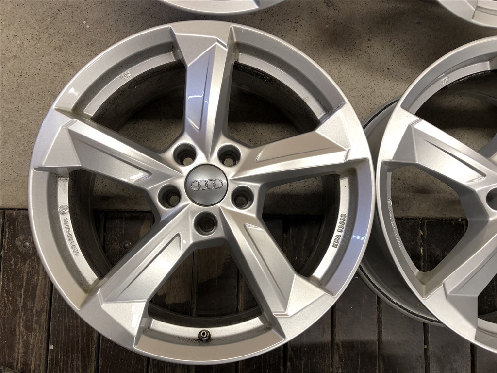 18 colos alufelni Audi, VW, Seat, Skoda, Mercedes 18 col 5x112 9. kép