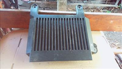 Volvo 31215657 S80 V70 XC70 XC60 erősítő