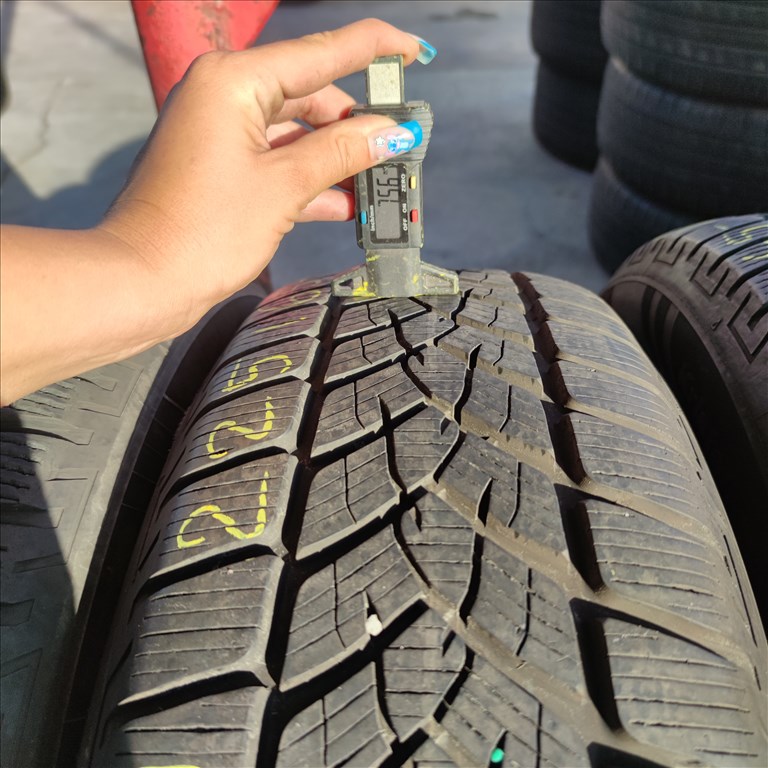 225/65 R17 Fulda téli gumi 50000ft a 4db/209/ 2. kép