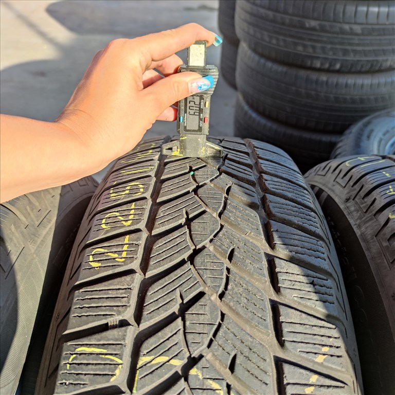 225/65 R17 Fulda téli gumi 50000ft a 4db/209/ 3. kép