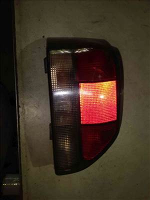 Renault Clio I Bal Hátsó Lámpabúra