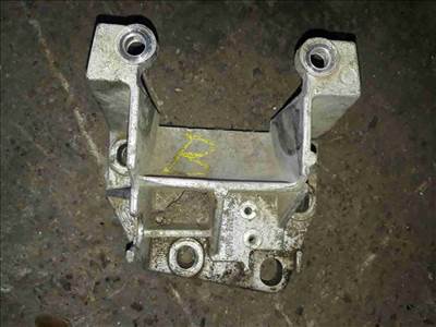 Ford Puma Bal Motortartó Bak
