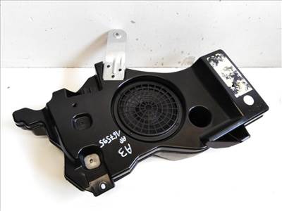 Audi A3 5 ajtós (8P) bal hátsó hangszóró csomagtérbe