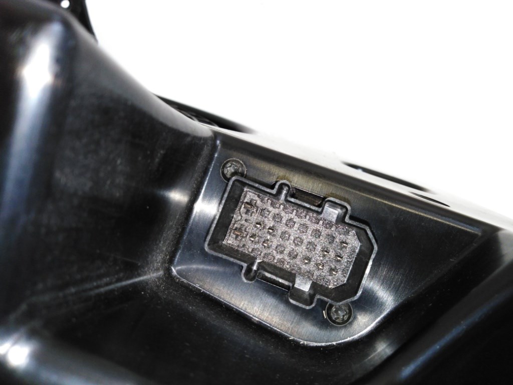 Audi A3 5 ajtós (8P) bal hátsó hangszóró csomagtérbe 3. kép