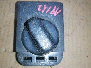 Suzuki Wagon R+ II Világítás Kapcsoló *111939* 90381877