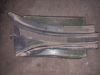 Suzuki Swift III 04-10 Levélrács 72331-62J2