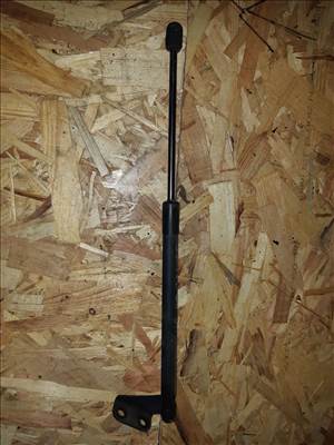 Suzuki Swift III 04-10 Csomagtérajtó Teleszkóp