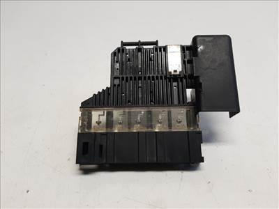 Nissan Leaf (ZE1) akkumulátor biztosíték