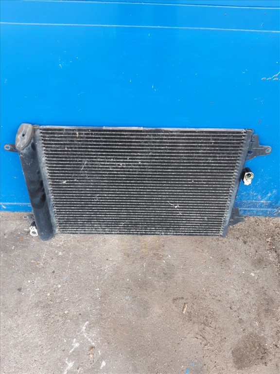 Seat Alhambra II Klímahûtõ Radiátor 7M3 820 411 D 2. kép