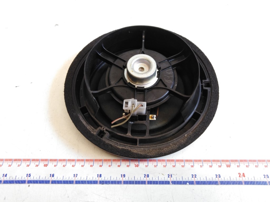 Suzuki Swift (RS) bal hátsó hangszóró 3910262J00 2. kép