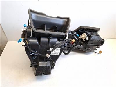 Volkswagen golf plus  fûtésdob (fûtés dob) 5M1820003BP