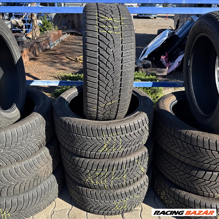 235/45 R18 Goodyear Ultragrip Perf. Gen1 98V | 6,5mm l 4db l DOT1619 1. kép