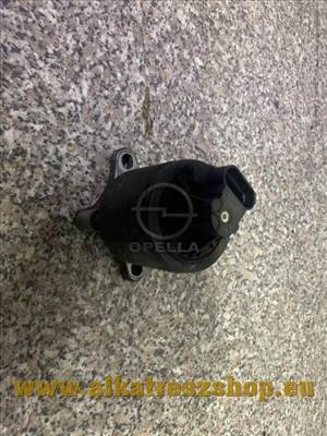 Opel EGR szelep 1.4-1.6-1.8 benzin motorokhoz. Sok típushoz. Csatlakozás felülről. 