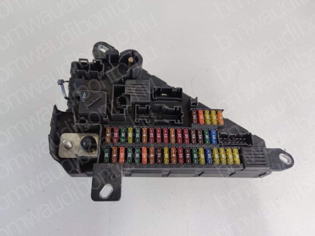 BMW 5 (E60) Biztosítéktábla (csomagtér) (6906619) 1. kép