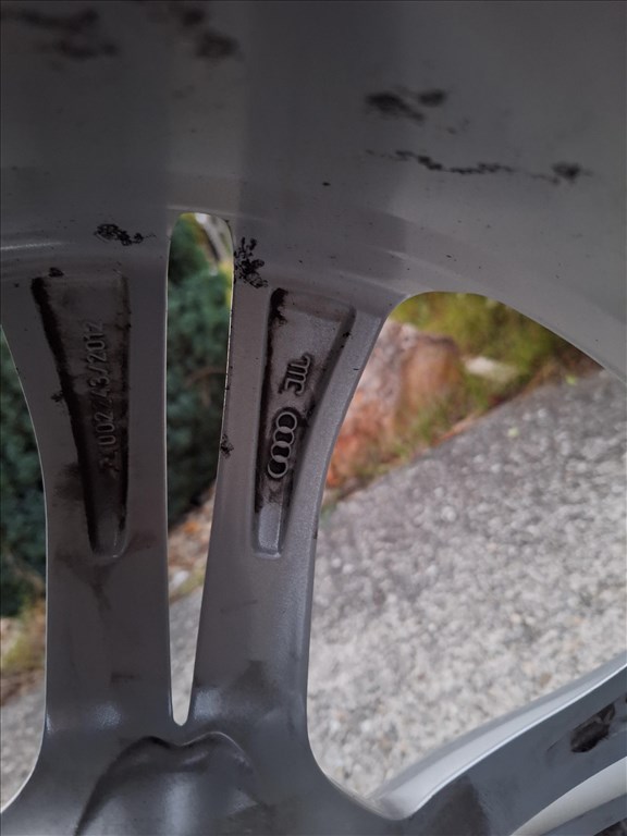  5x112 lyukosztású 8,5JJ 20" használt alufelni 4. kép