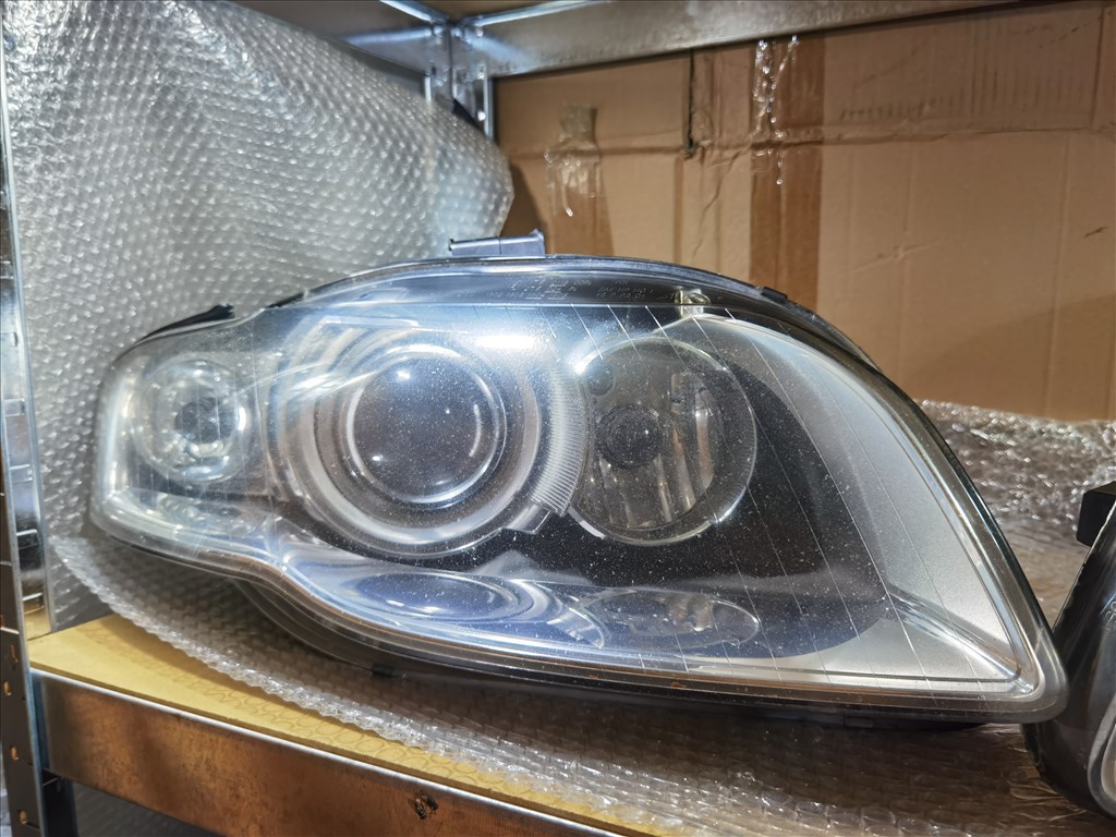 Audi A4 (B6/B7) B6/B7 A4 b7 xenon fehér index fényszóró lámpa pár  8e0941003bp 8e0941004bp 2. kép