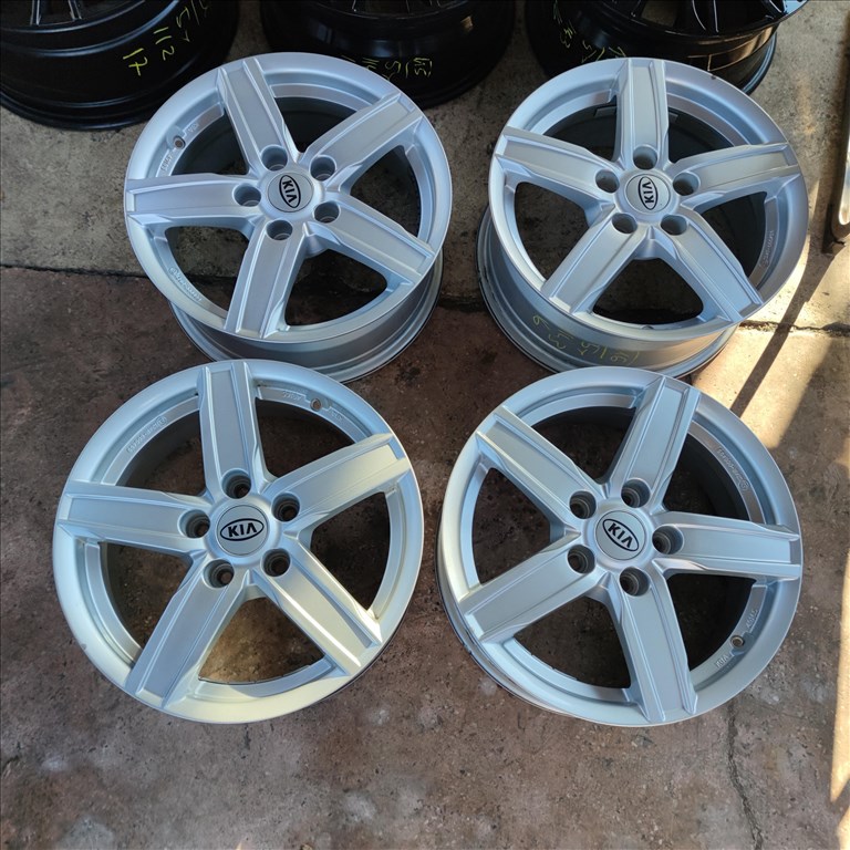  5x114,3 16 toyota hyundai mazda kia alufelni 95000ft a 4db/116/ 5. kép