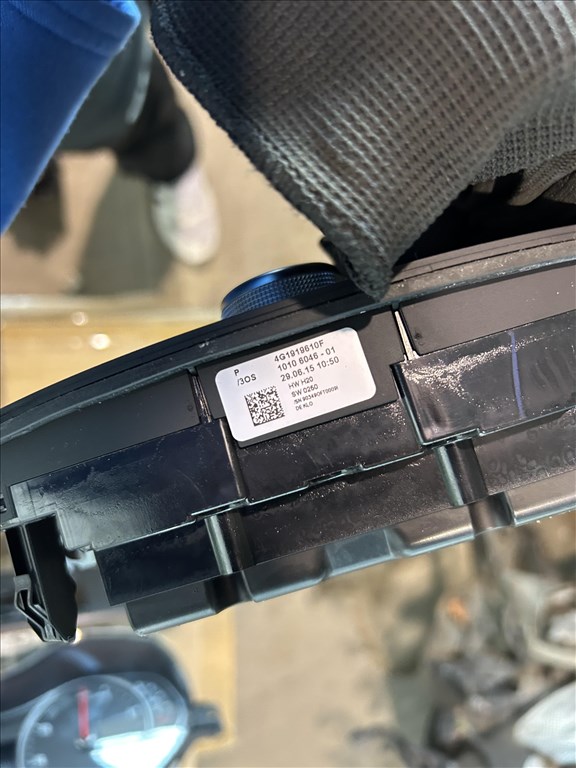 Audi A6 (C7 - 4G) Mmi óra csoport kijelző  4. kép