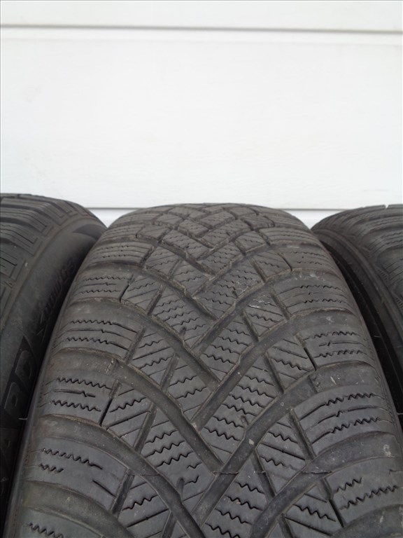 Hankook, Nexen 195/60R16 téli gumi 2-2db újszerűen eladó. 3. kép