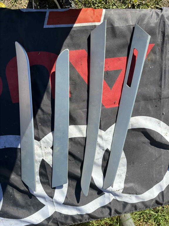 Audi A6 (C6 - 4F) díszléc  2. kép