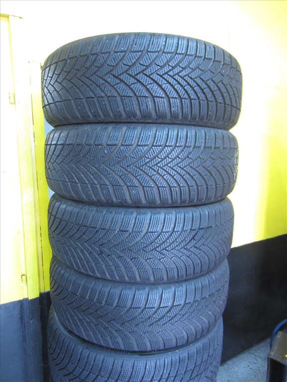  215/55R 17 SEMPERIT SPEEDGRIP5 98V 1. kép