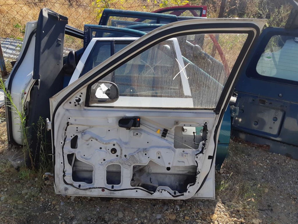 Suzuki Swift II 92-03 Jobb Elsõ Ajtó 2. kép