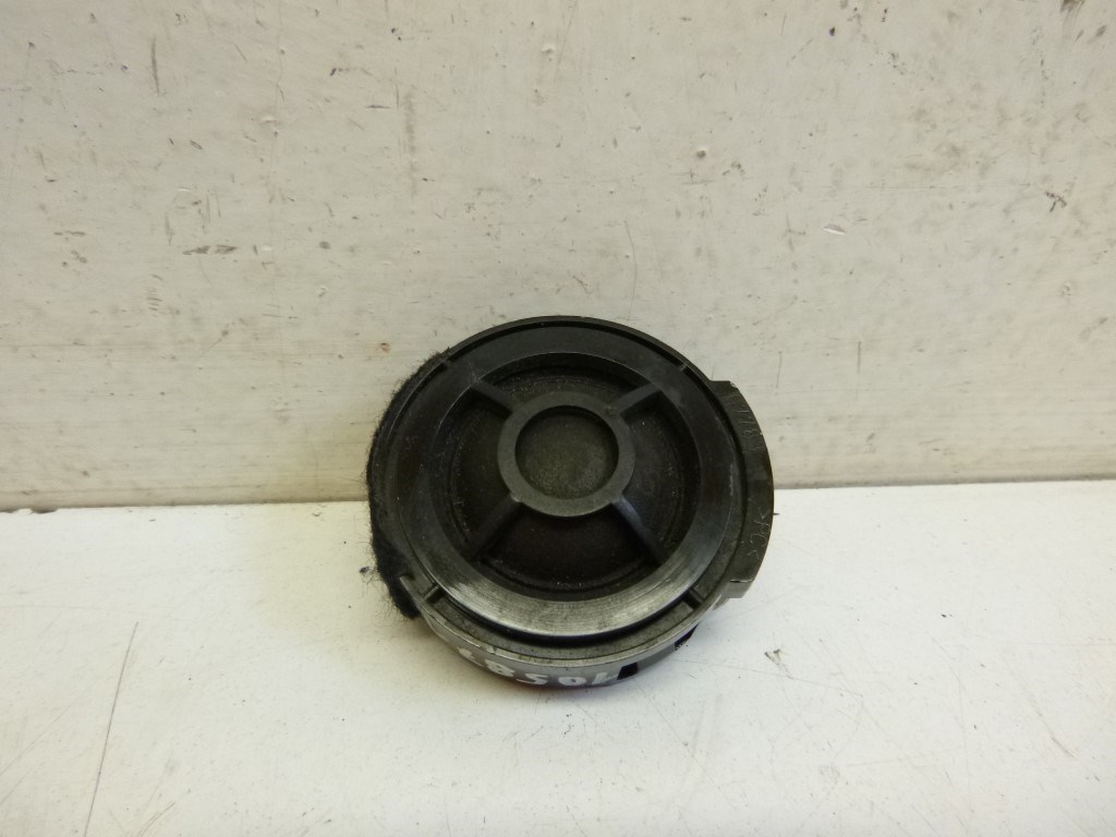 Audi A4 (8E B6) jobb elsõ hangszóró 8E0035399 1. kép
