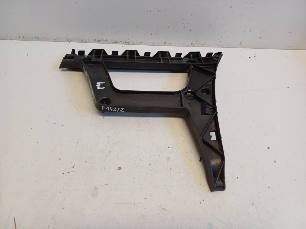 Audi A4 4 ajtós (8K B8) jobb hátsó lökhárító oldal tartó 8K5807454A 1. kép