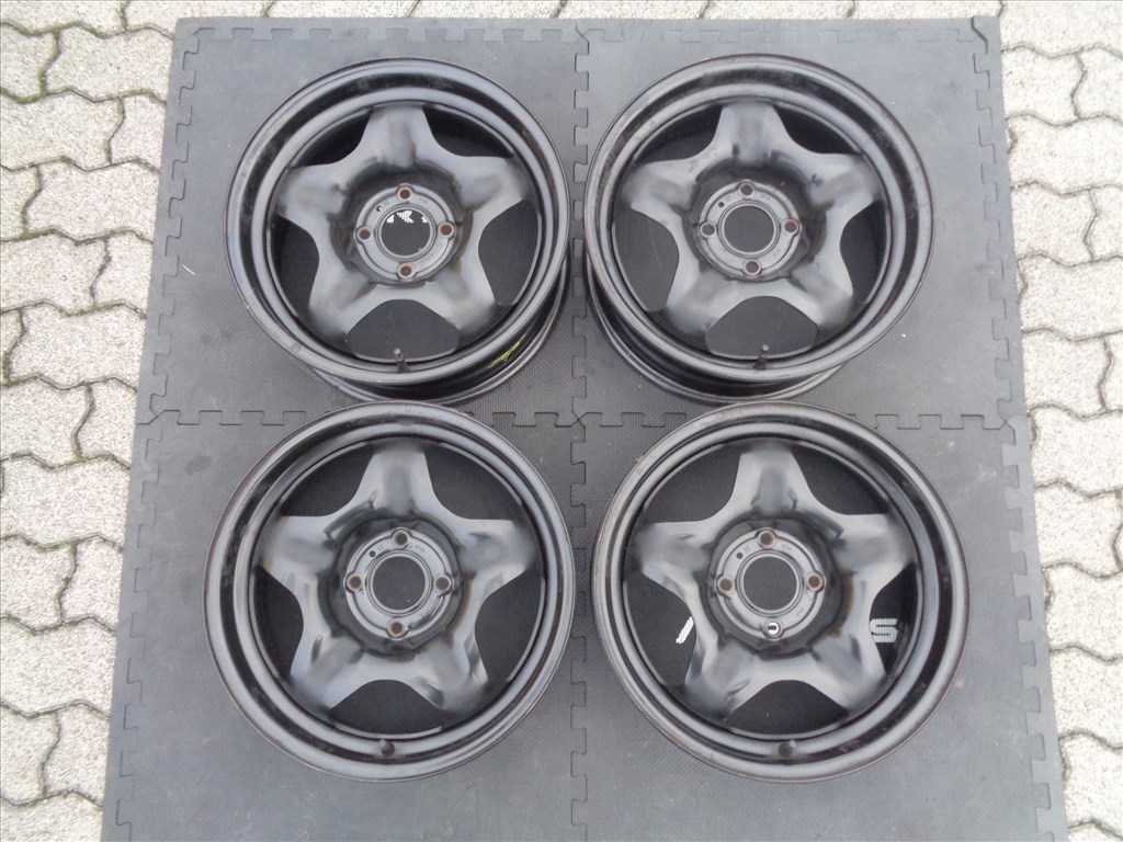 Peugeotra-Citroenre lemezfelni 16-os, 4×108-as, újszerű állapotban eladó. 1. kép