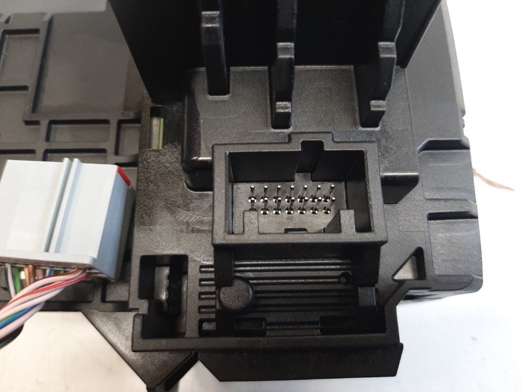 Ford Focus  kormánykerék modul BV6T13N064AJ 3. kép