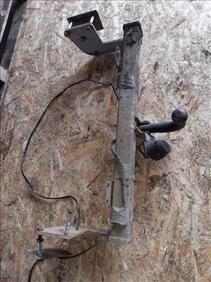 Mercedes Vito Vonóhorog