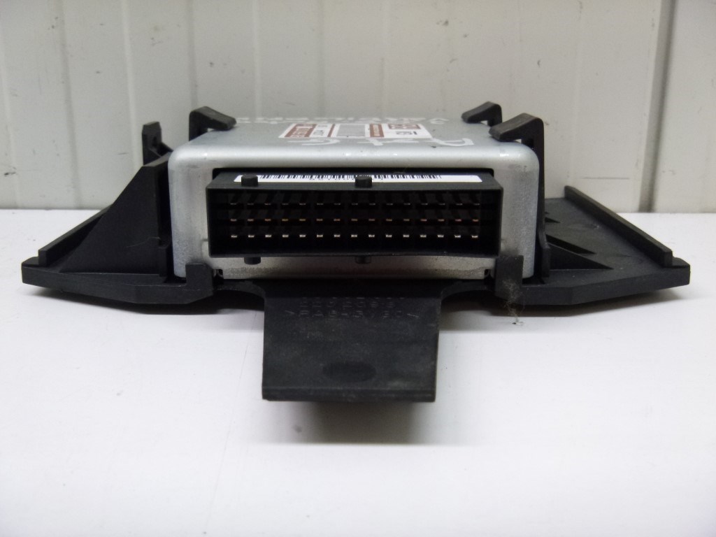 Opel Astra G  motorvezérlõ 90562575 0281001675 5. kép